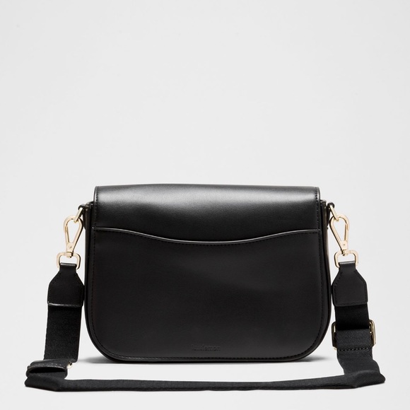 Leather Alternative Lululemon athletica Black and Gold Crossbody Bag - Picture 5 of 8